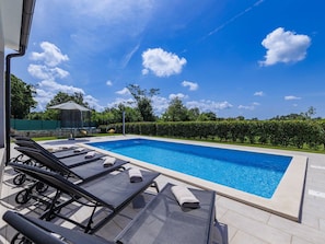 Cloud, Water, Sky, Property, Swimming Pool, Plant, Building, Outdoor Furniture, Shade, Tree