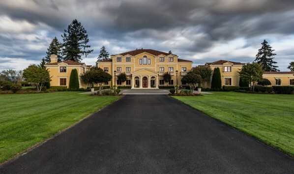 Del Mar Villa