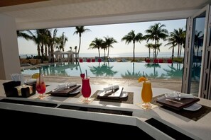 Poolside bar