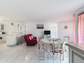Table, Furniture, Building, Picture Frame, Chair, Wood, Living Room, Floor, Flooring