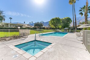 K0240-Saddlerock Gardens-Pool and Spa