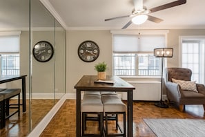 Dining area with the ceiling fan