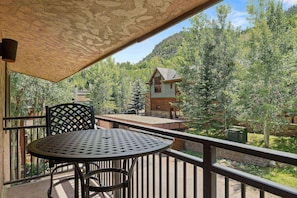 Tucked up against Aspen Mountain but 2 blocks to town, this condo is perfectly located to enjoy time in Aspen.
