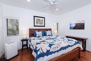 Beautiful King Bed with AC!
