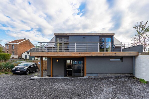 Holiday Home Exterior [summer]
