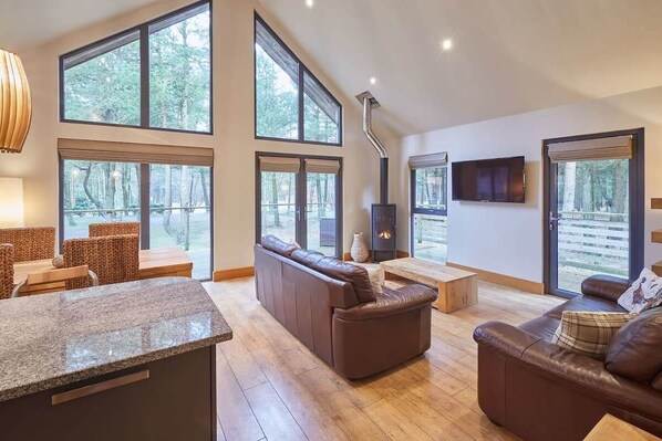 Simon Howe Lodge, Egton - Host & Stay