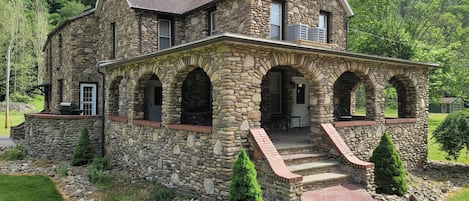 120+ year old creek stone built home