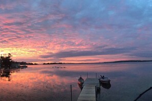 "Water","Waterfront","Boat","Transportation","Pier"