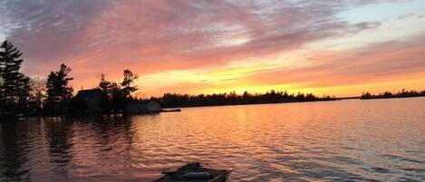 "Water","Waterfront","Pier","Dock","Nature"