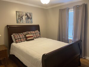 3rd Bedroom (Queen Size )