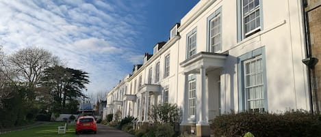 Clarence Place - A safe and secluded Cresent in the heart of Penzance