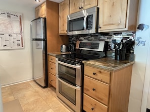 Stainless steal appliances, including double oven