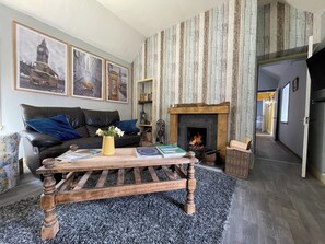 Living room | Sheena&rsquo;s But&rsquo;n&rsquo;Ben, Corran, near Arnisdale