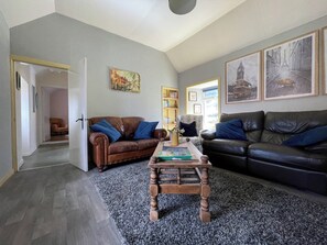 Living room | Sheena&rsquo;s But&rsquo;n&rsquo;Ben, Corran, near Arnisdale
