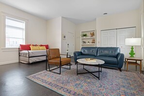 Lots of space to relax and be social.
