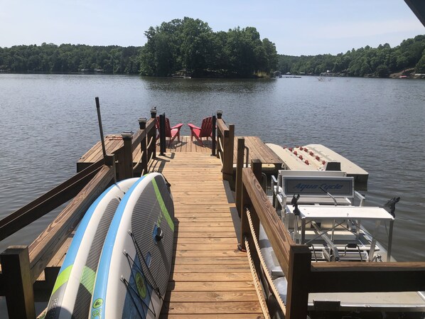 Paddleboards and Paddleboat Complimentary with your stay during seasonal water 