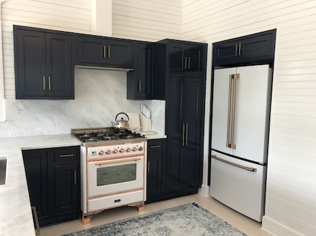 5 Burner Gas Range, Duel Fuel Oven, French Door Fridge & Ice maker Freezer
