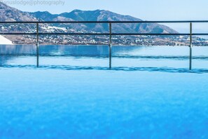 Infinity Pool