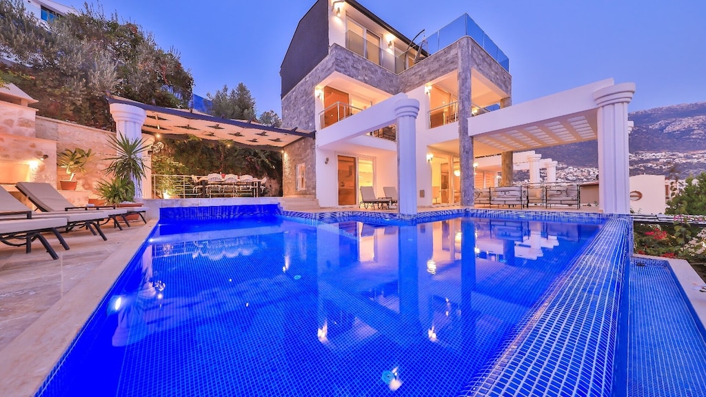 Picture of villa