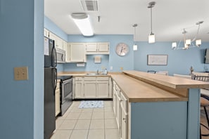 Meal prep is a breeze in this spacious kitchen.
