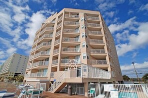 Hyperion Tower is the perfect spot for your beach vacation getaway.