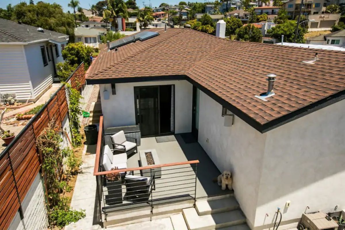 Private Room in San Diego Home with a View