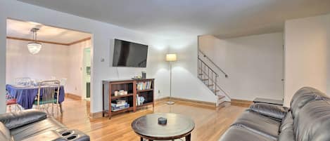 Pittsburg Vacation Rental Townhome | 4BR | 2.5BA | 2 Stories | 1,694 Sq Ft