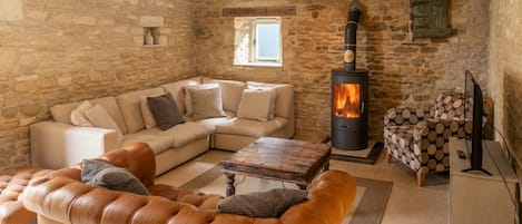 Living room with wood burner, Middle Barn, Bolthole Retreats