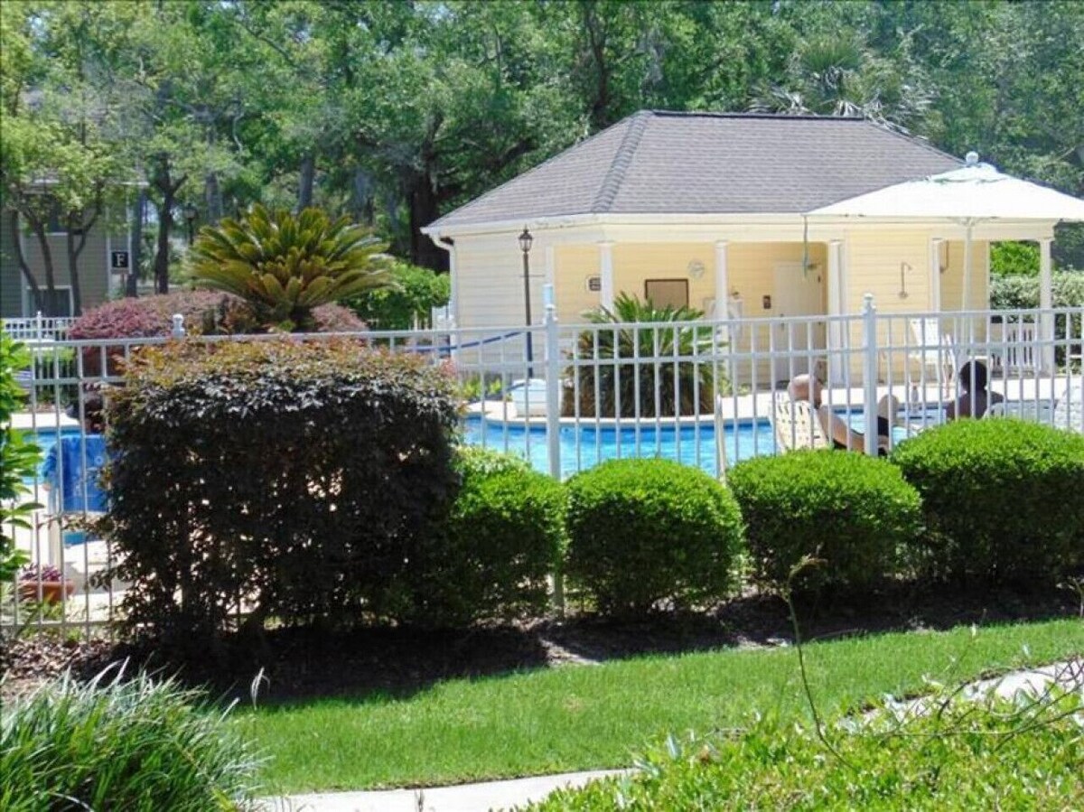 T7 Island memories await! 1 bed, sleeps 5