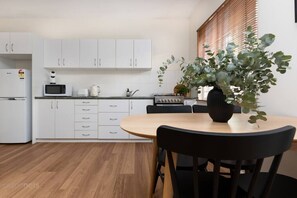 Open plan kitchen and dining area