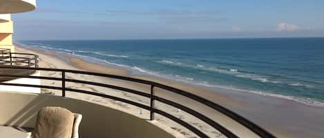 LARGE OCEANFRONT BALCONY WITH THE BEST VIEW IN TOWN! New furniture now!