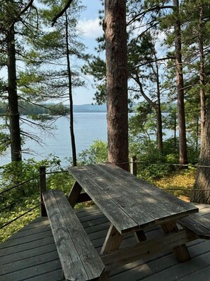 eating area overlooking lake