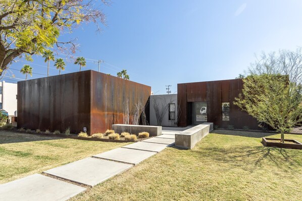 Hot rolled steel and concrete design. The attention to detail in this contemporary modern home is amazing!