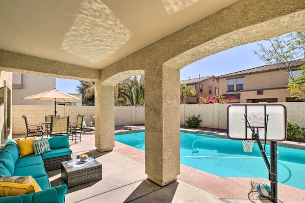 Queen Creek Vacation Rental | 2-Story Home | 5BR | 3BA | 2,859 Sq Ft