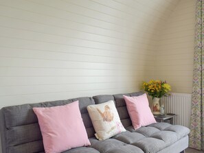 Living area | Cain Pod VIP - Pods Bodyddon, Llanfyllin, near Welshpool