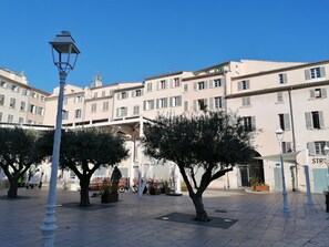 Place de l'Equerre