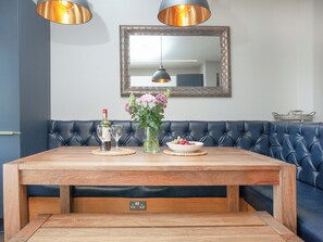 Dining Area | The Cowrie - Mussel Inn Cottages, Down Thomas near Plymouth