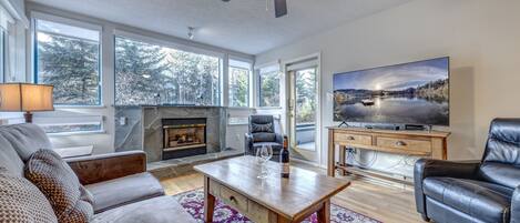 Living Room with Gas Fireplace