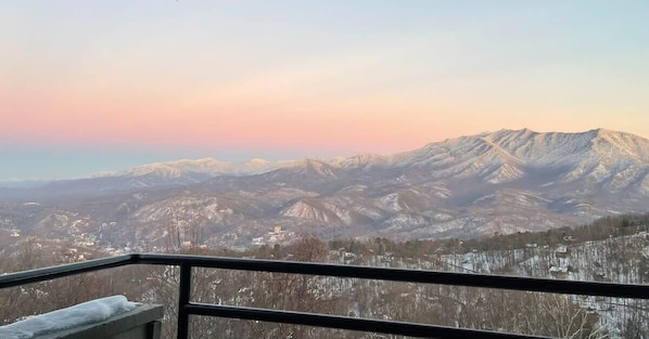 Magnificent Views Of Mt. LeConte And The Great Smoky Mountains National Park From Your Deck!