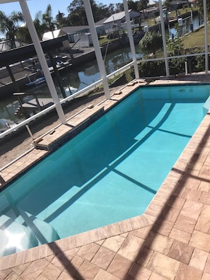 Pool/ lanai area