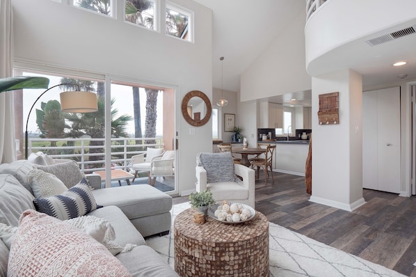 Living room with high ceilings