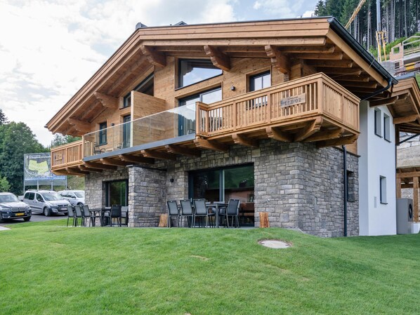 Holiday Home Exterior [summer]