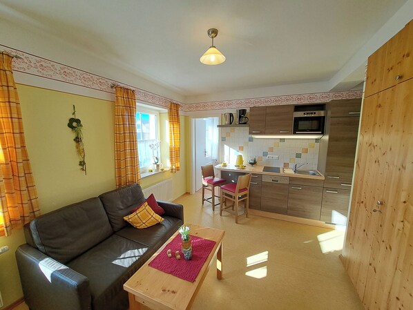Appartement "Dinkelacker"-Küchenzeile