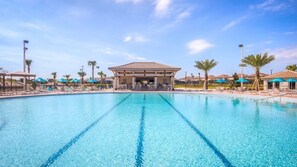 Beautiful 7 bed 5 bath villa located in Champions Gate Resort