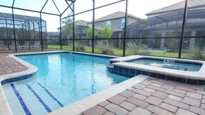 Beautiful 7 bed 5 bath villa located in Champions Gate Resort