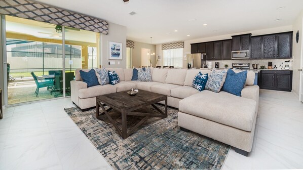 This villa has a total of 6 bedrooms.