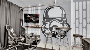 Game Room (Angle)
37" TV- Xbox- Wii