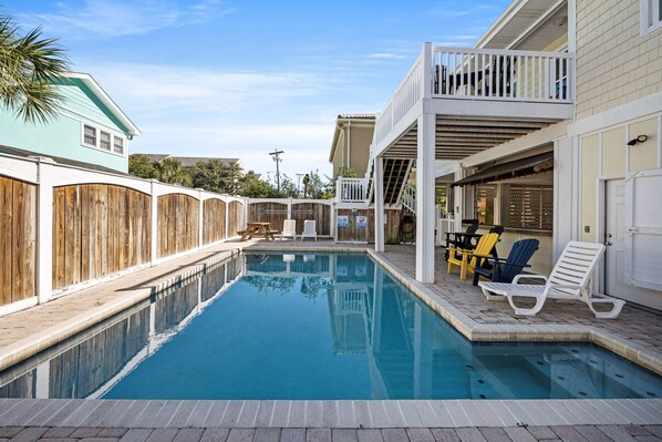 Enjoy an evening dip in this sparkling pool!