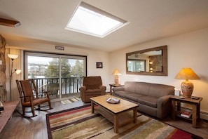 SWP Hi Country Haus 2115 living room