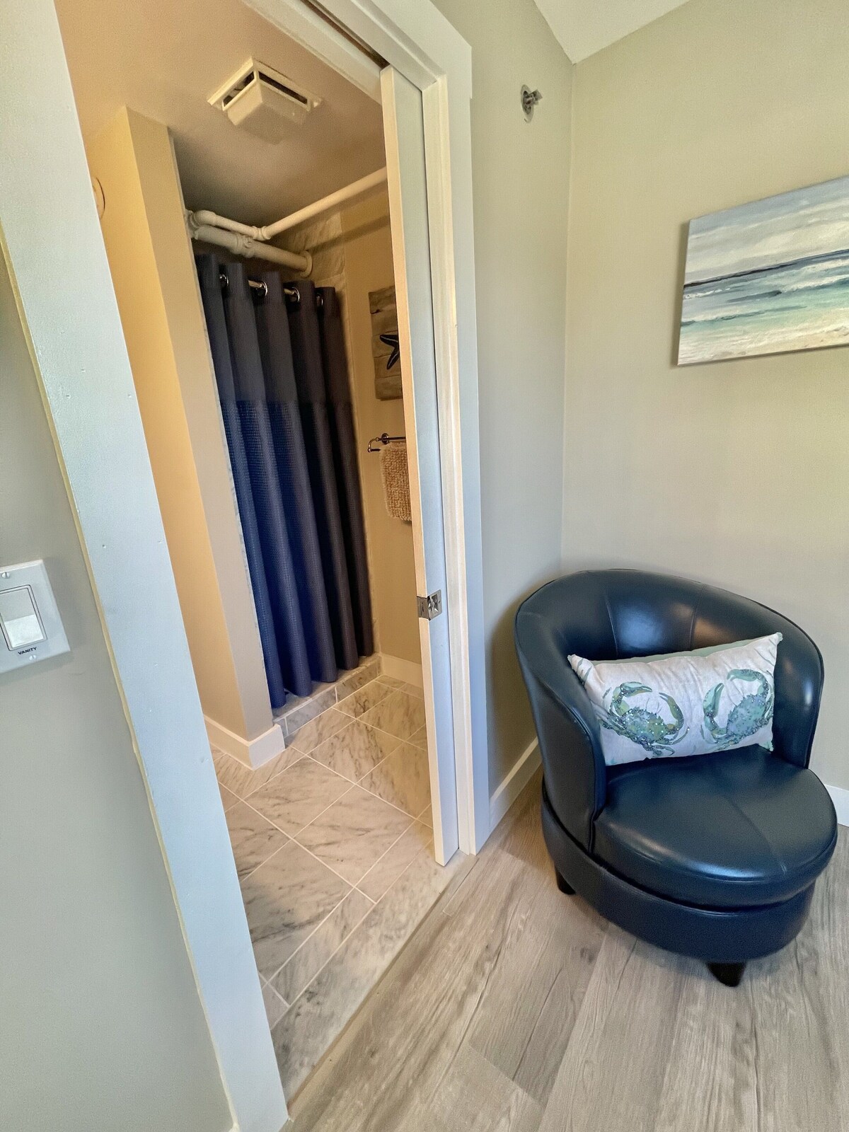 One bedroom unit at the lookout with incredible views.